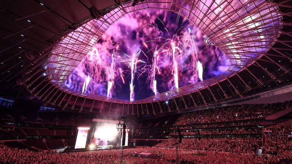 StadiumHero